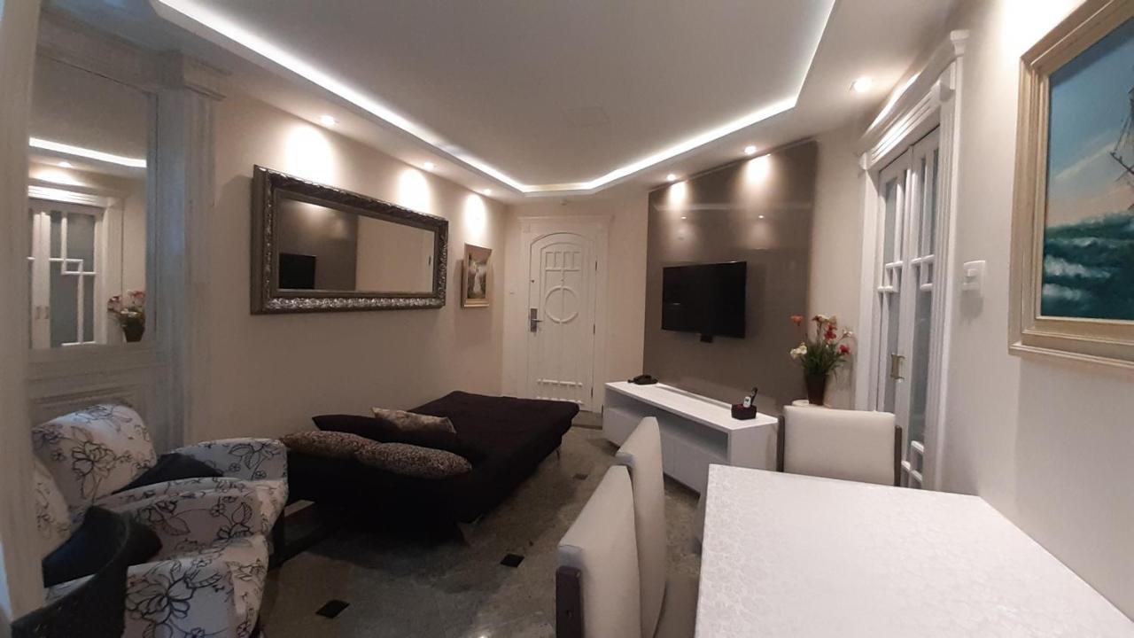 Lindo Flat No Edificio Cosmopolitan, Com Garagem E Piscina Apartman Santos Kültér fotó