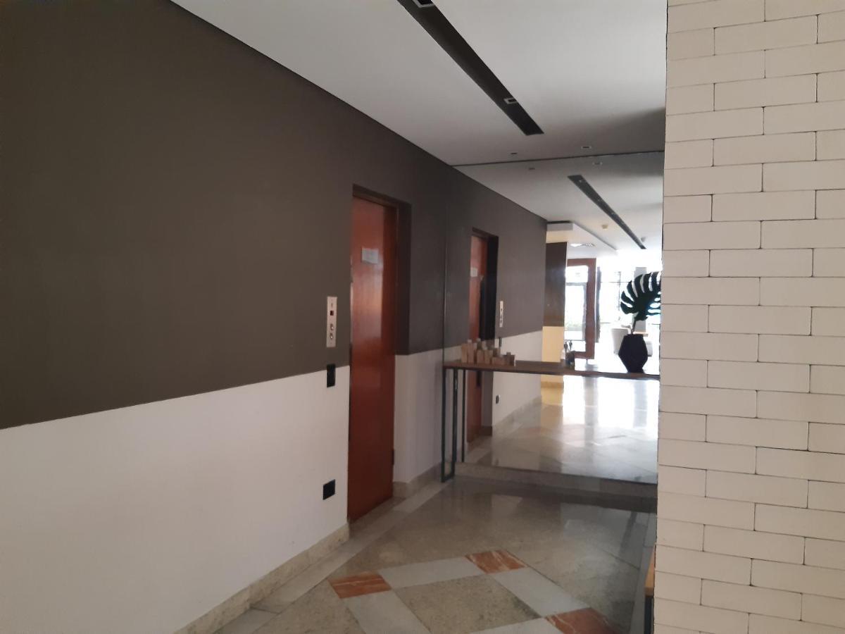 Lindo Flat No Edificio Cosmopolitan, Com Garagem E Piscina Apartman Santos Kültér fotó